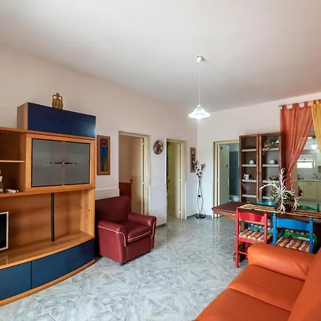 Nancy Holiday home *